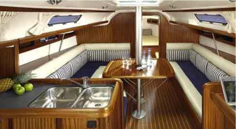 Sleep Aboard A Beautiful Sailboat In Bateau-hôtel